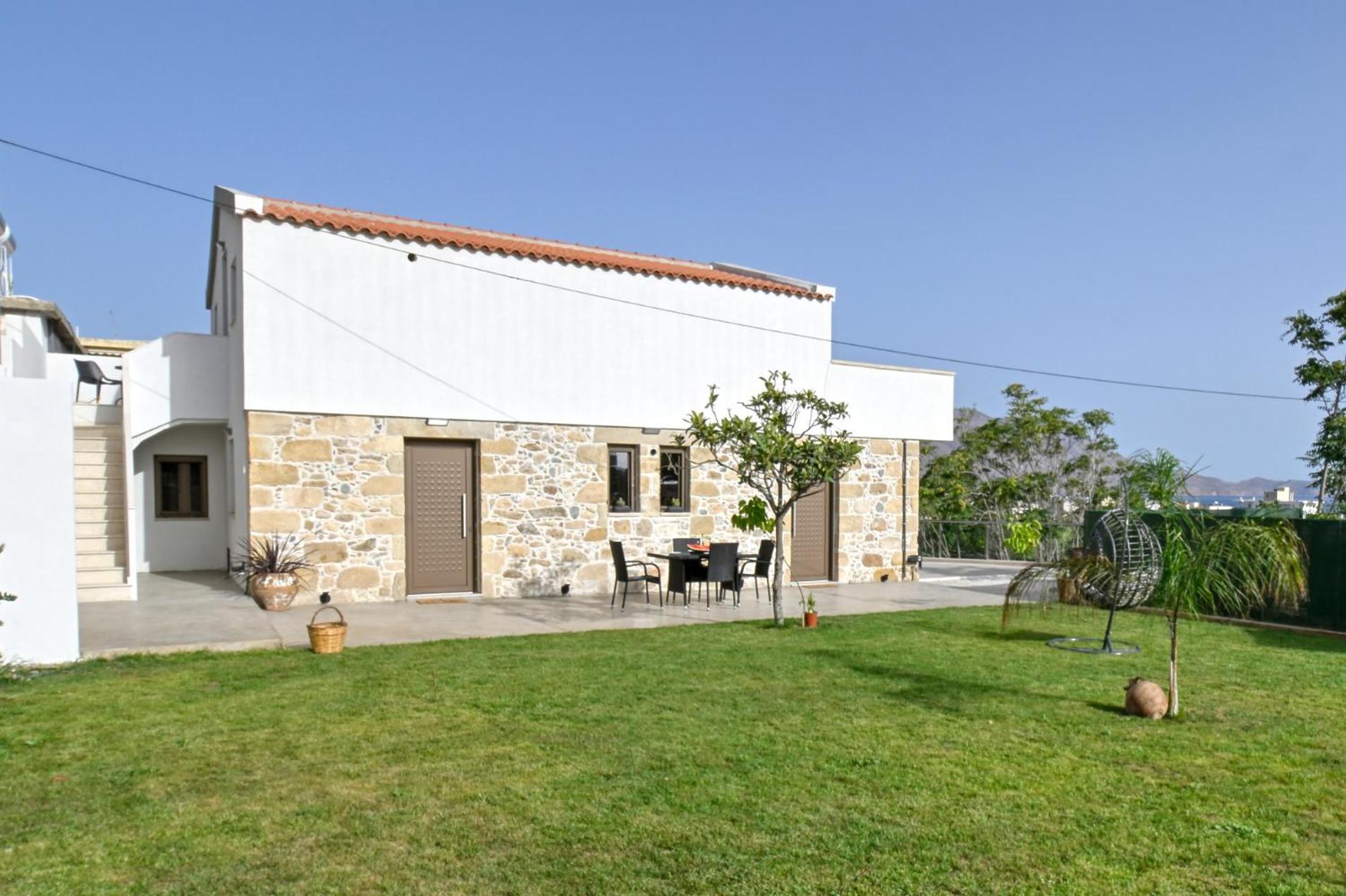 Eagle Bay Loft Apartment Kissamos Luaran gambar