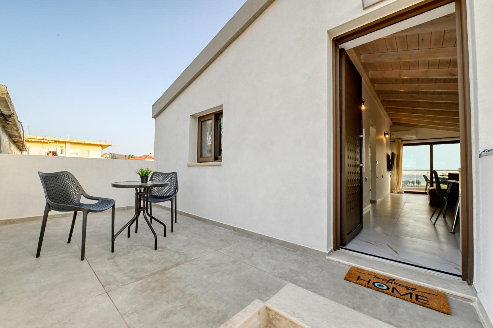 Eagle Bay Loft Apartment Kissamos Luaran gambar