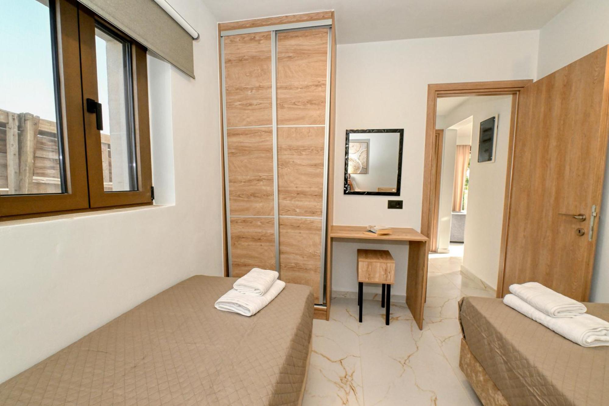 Eagle Bay Loft Apartment Kissamos Luaran gambar