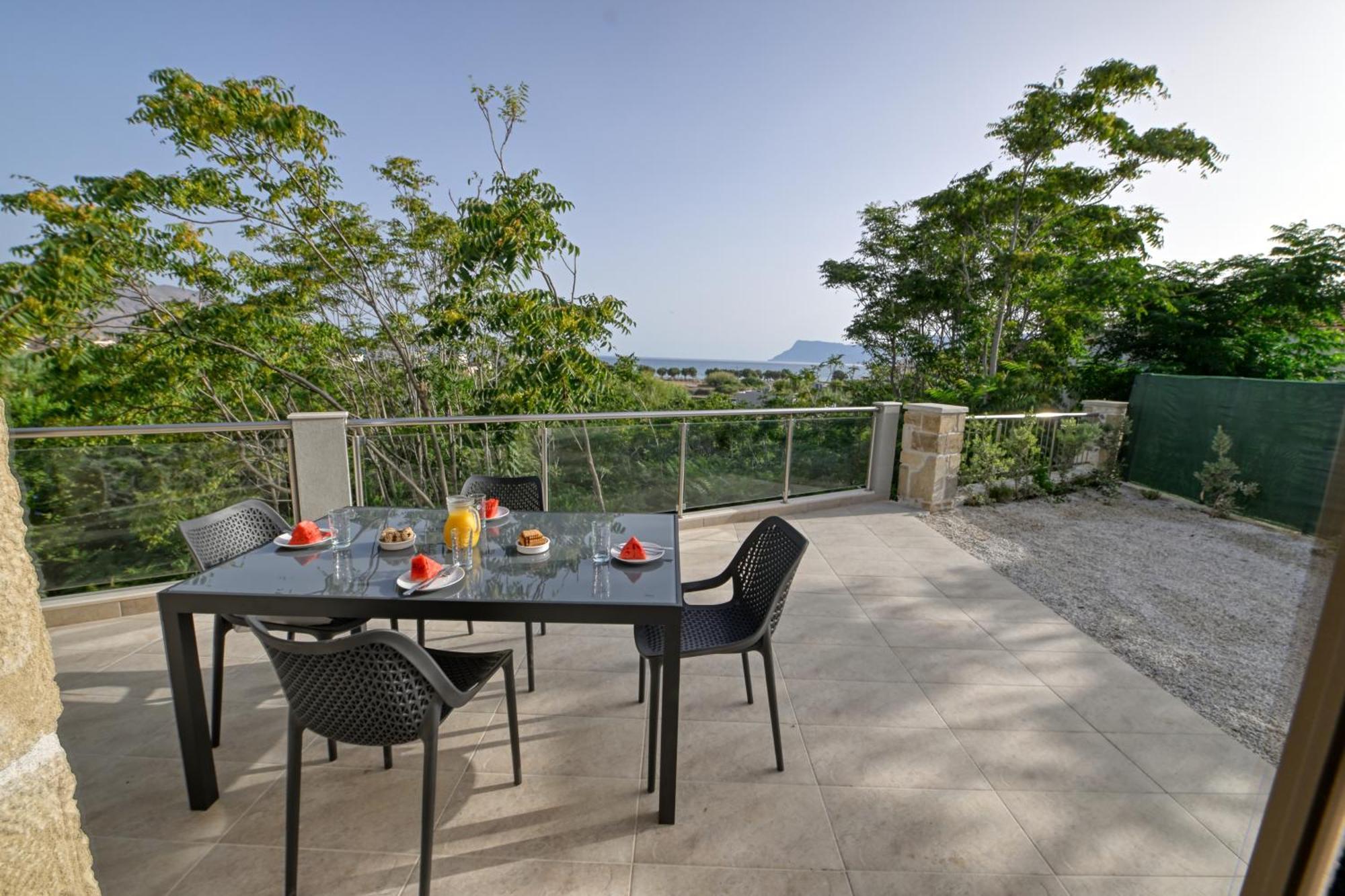 Eagle Bay Loft Apartment Kissamos Luaran gambar